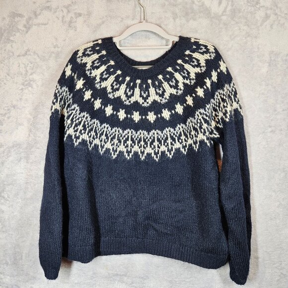 Old Navy Womens Nordic Pattern Knit Sweater Navy White Size M fair Isle Preppy - Picture 1 of 9